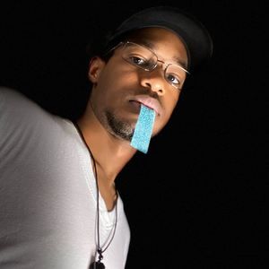 Meet your Posher, Van